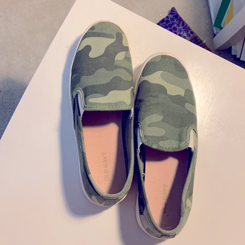 Camo old navy slip ons. Barely worn